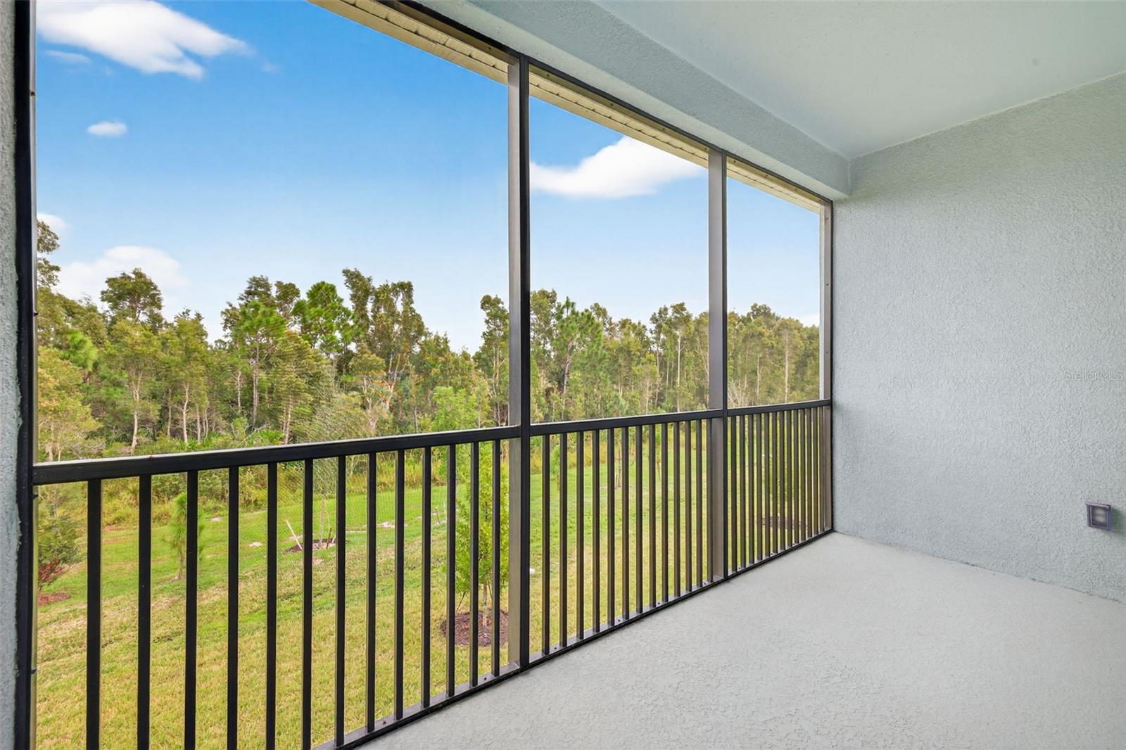 LAKESPUR AT WELLEN PARK - Residential