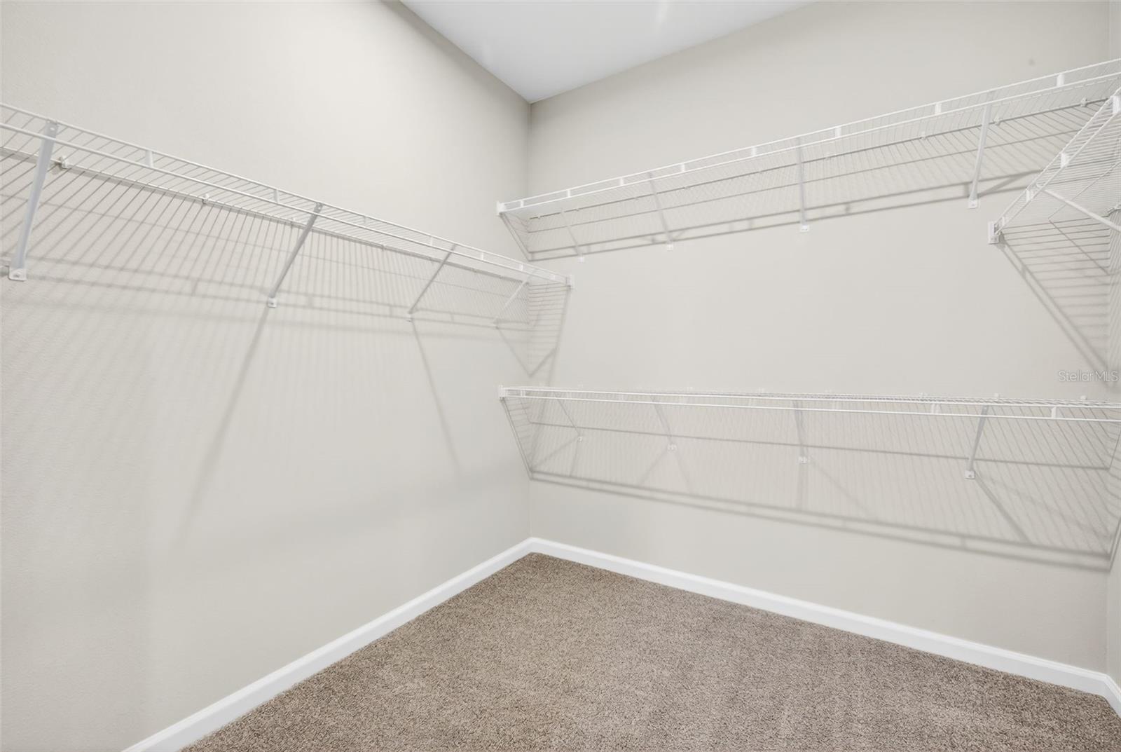 LAKESPUR AT WELLEN PARK - Residential