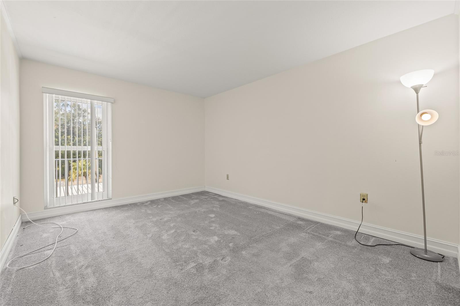 PENTHOUSE GROVES - Residential