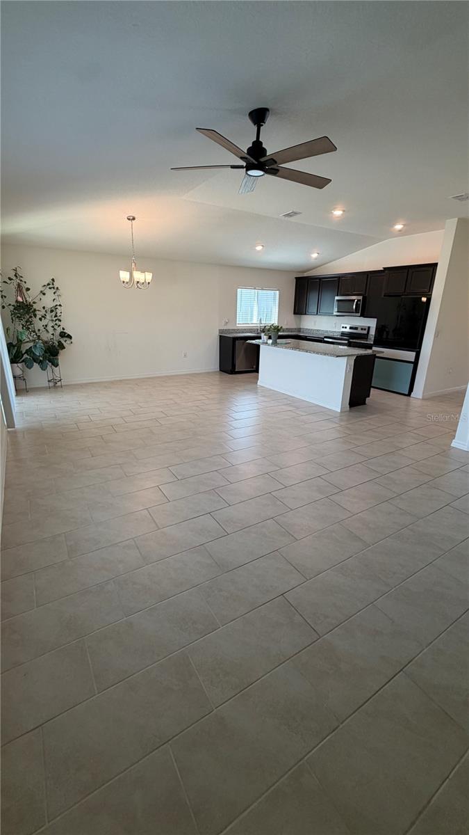 SPIRIT LNDGS - Residential Lease