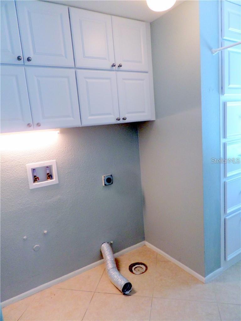 GARDEN LAKES VILLAGE SEC 2 - Residential Lease