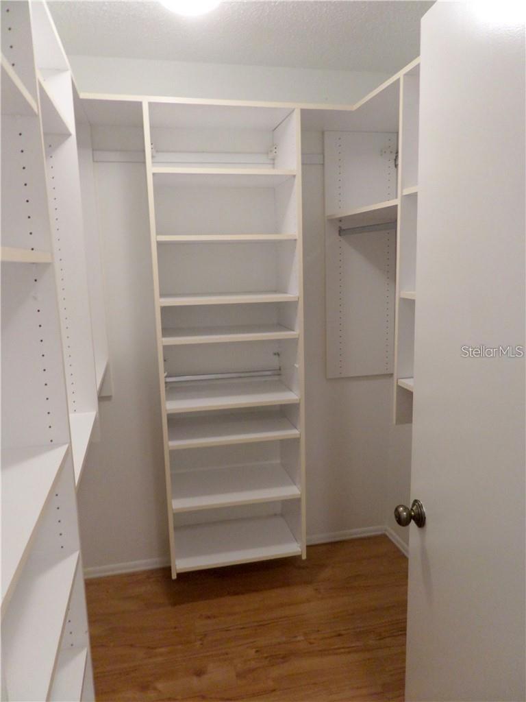 GARDEN LAKES VILLAGE SEC 2 - Residential Lease