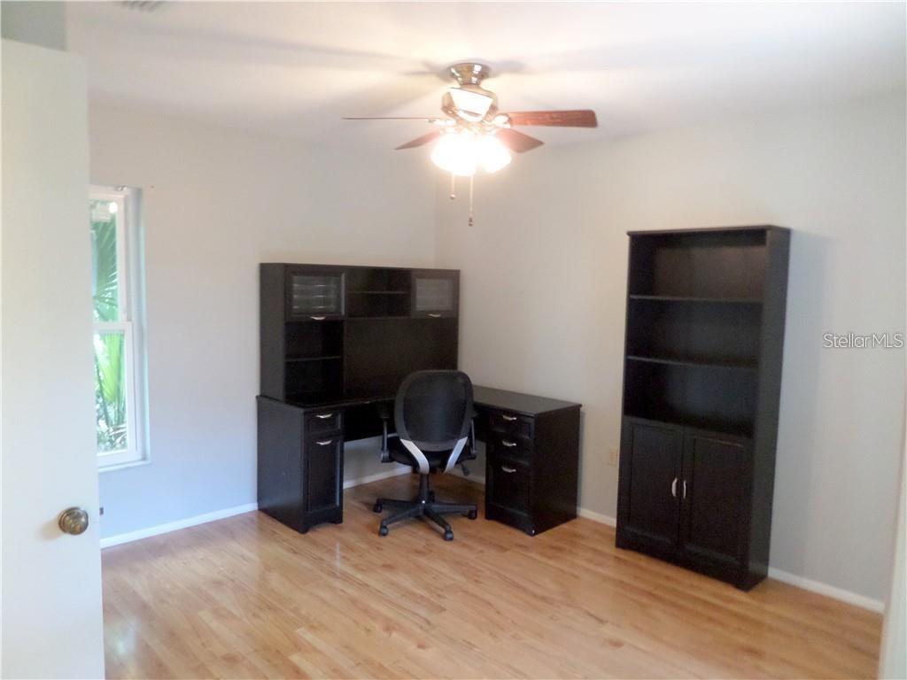 GARDEN LAKES VILLAGE SEC 2 - Residential Lease