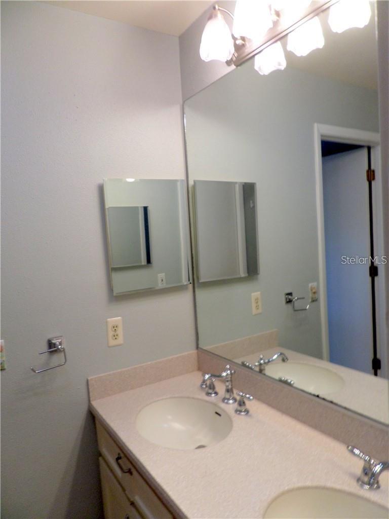 GARDEN LAKES VILLAGE SEC 2 - Residential Lease