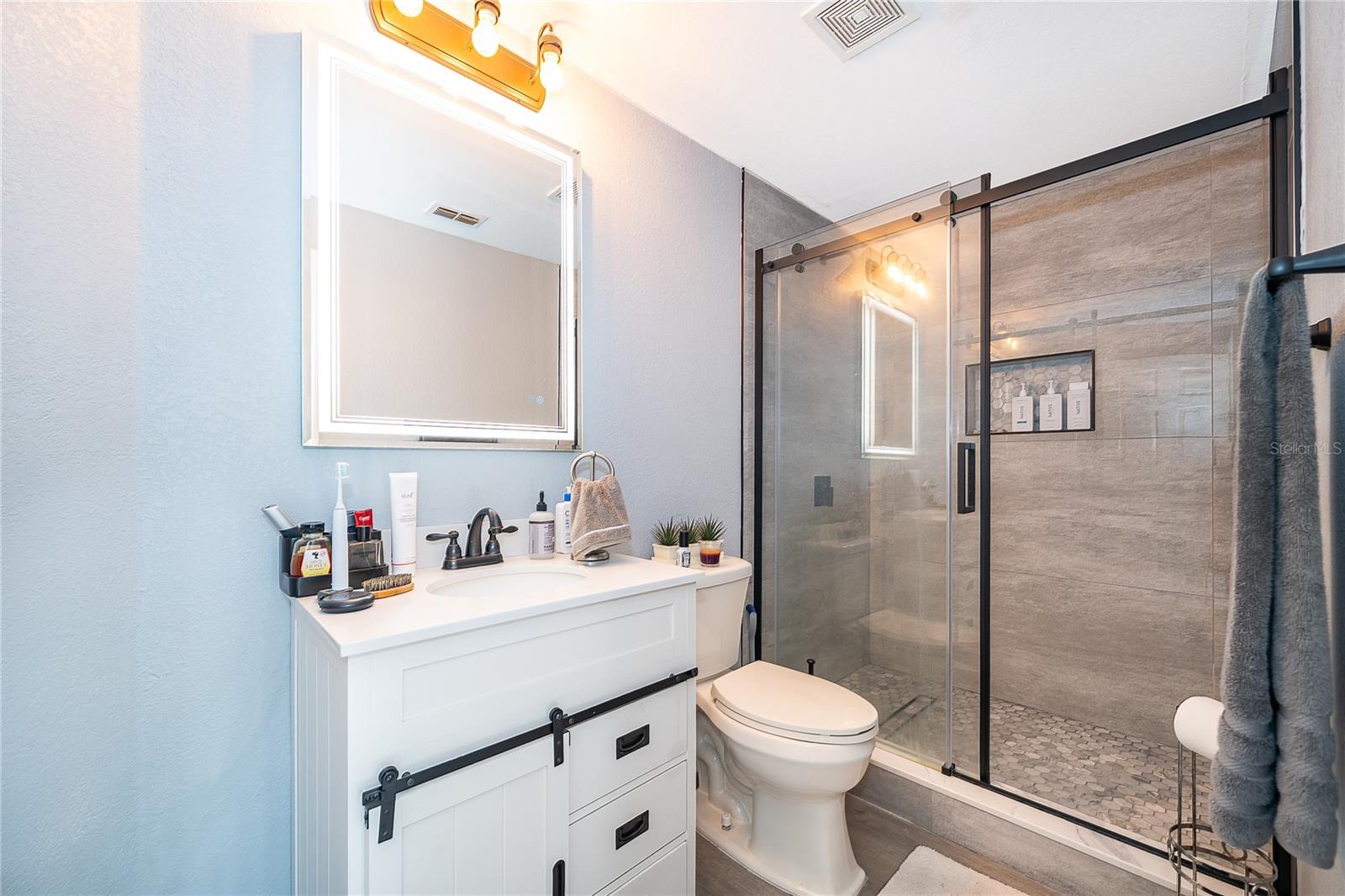 BORDEAUX BLDG 1 - Residential