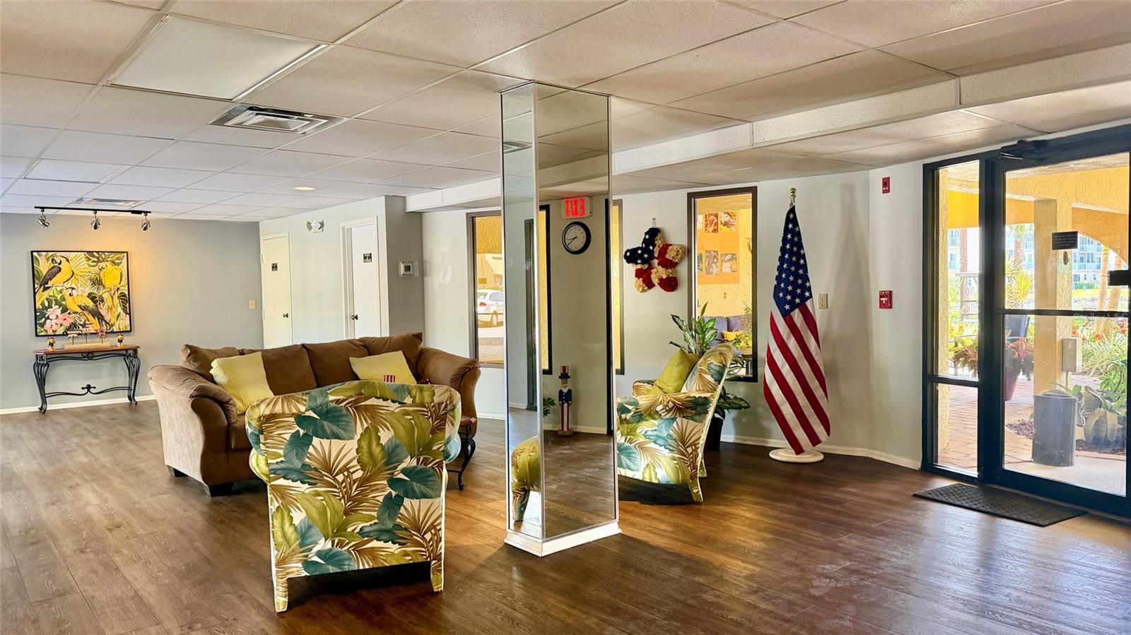 6000 PARK PLACE CONDO - Residential