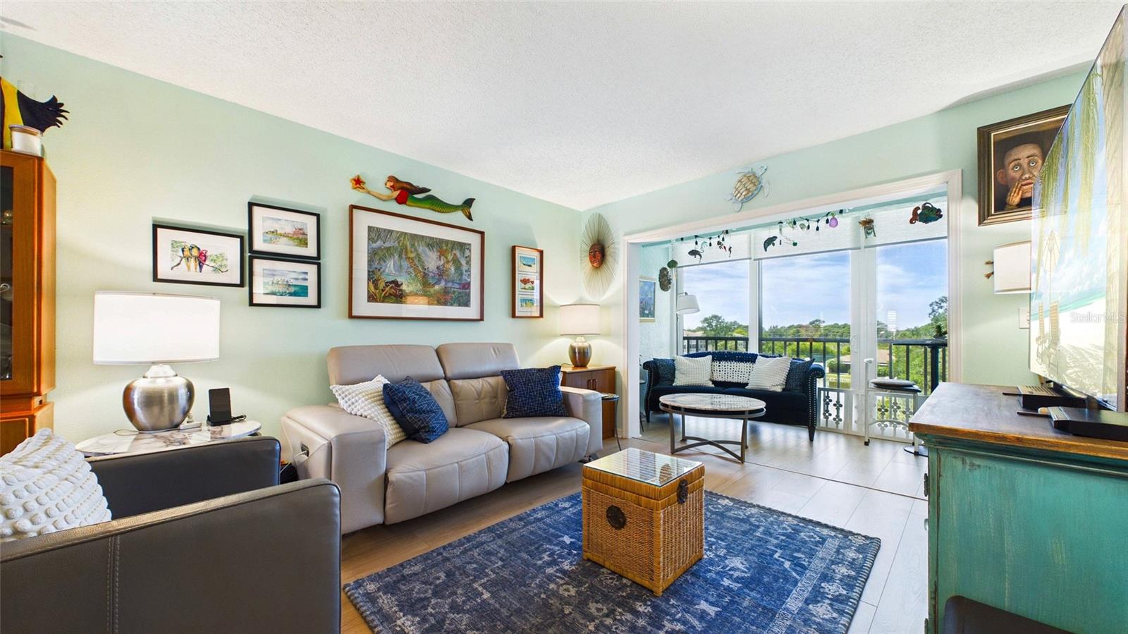 6000 PARK PLACE CONDO - Residential