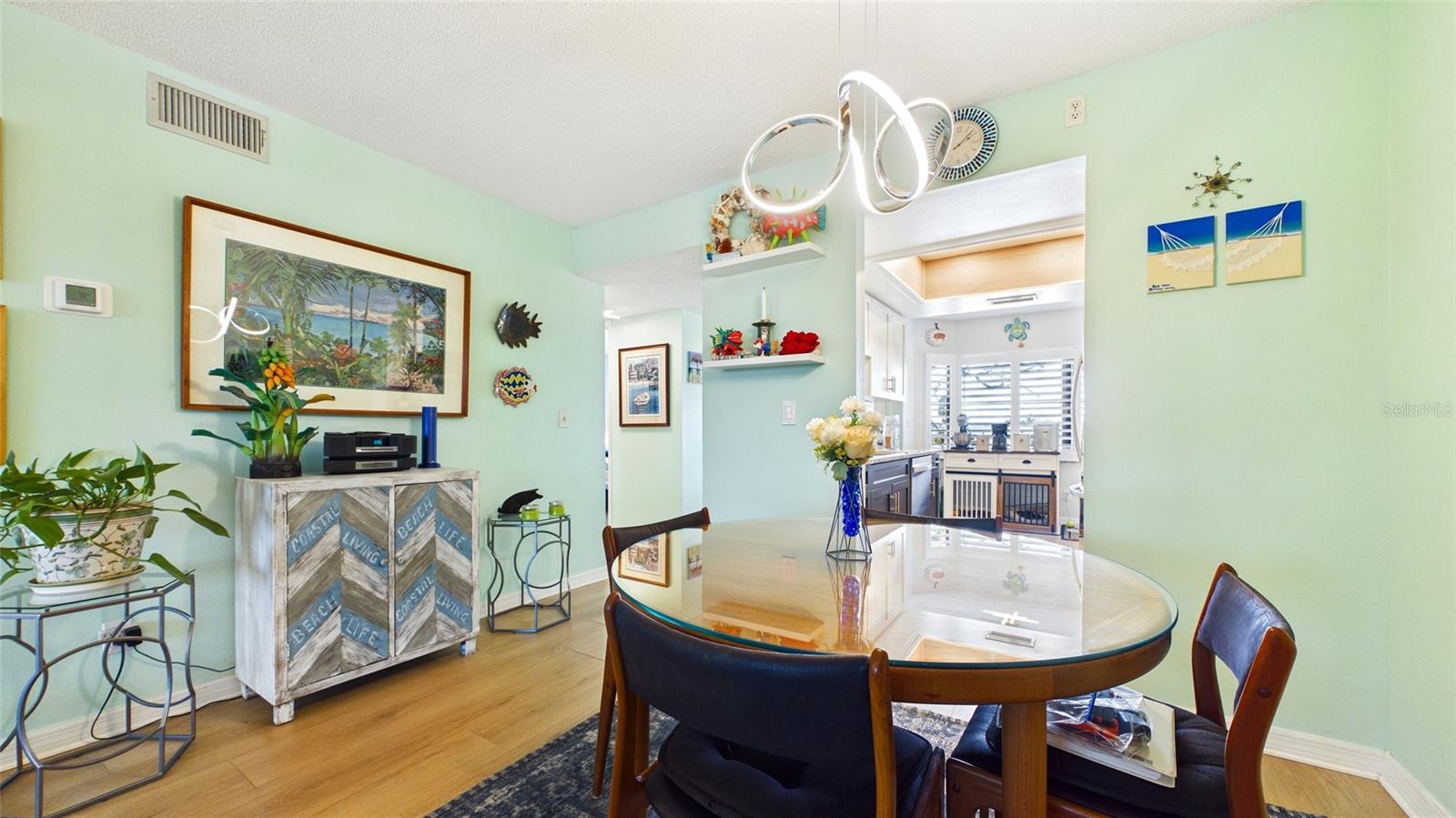 6000 PARK PLACE CONDO - Residential