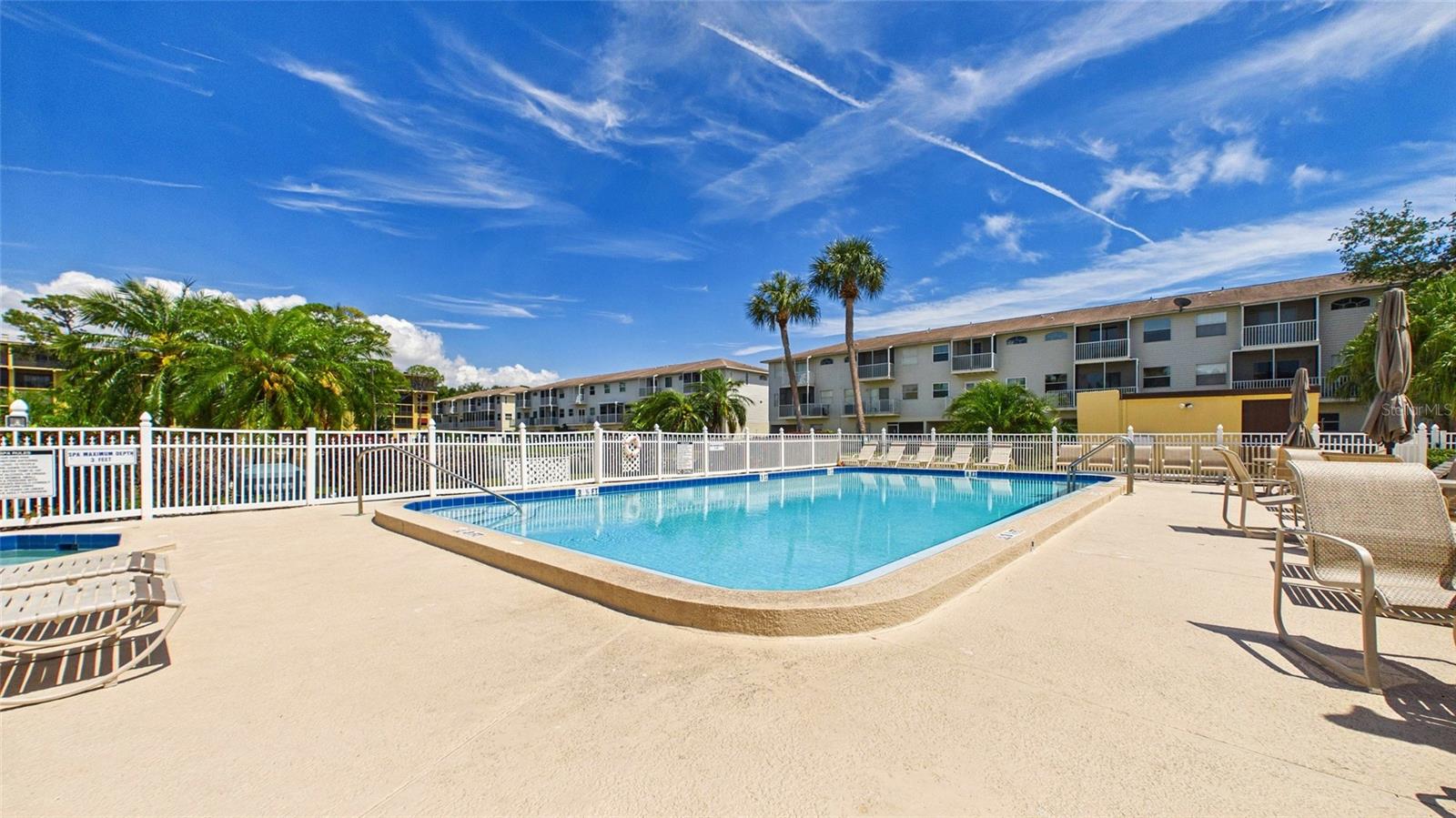 6000 PARK PLACE CONDO - Residential