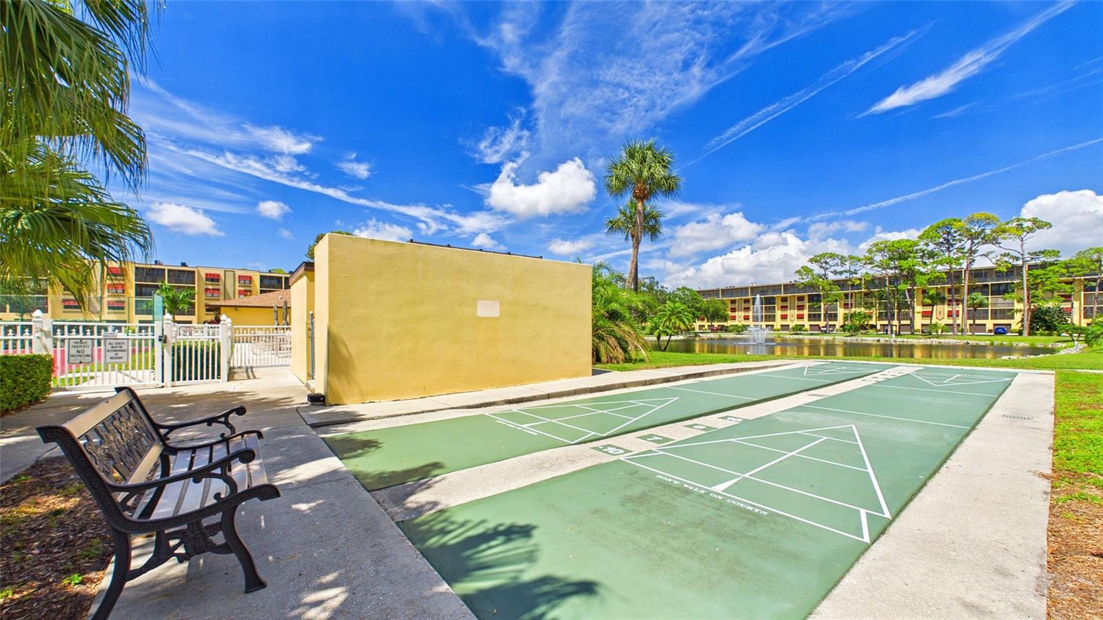 6000 PARK PLACE CONDO - Residential