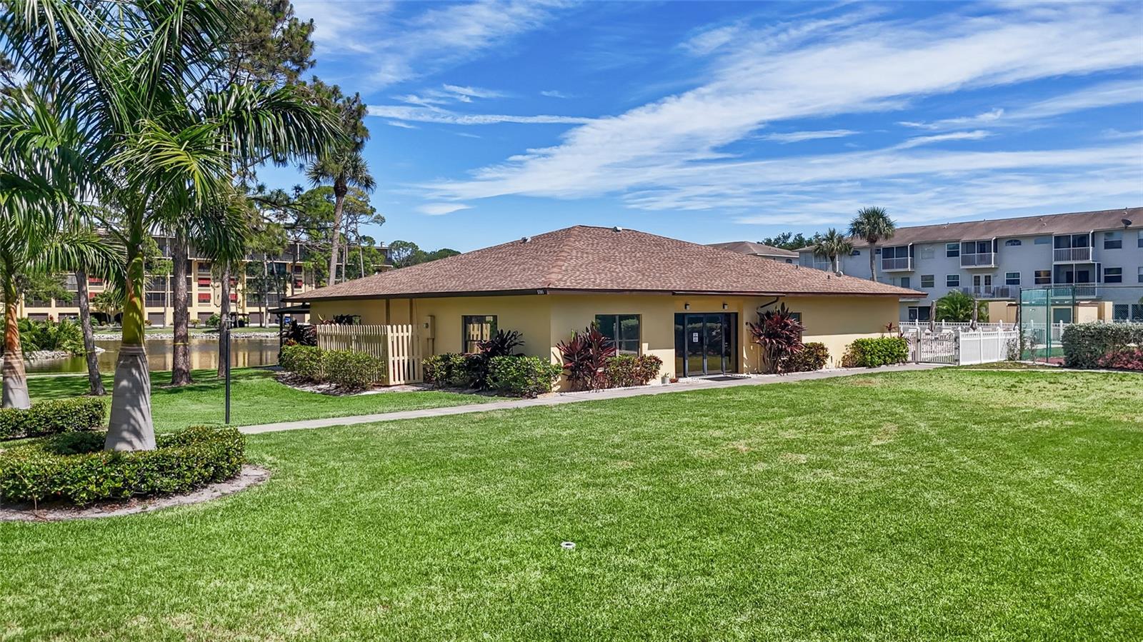 6000 PARK PLACE CONDO - Residential