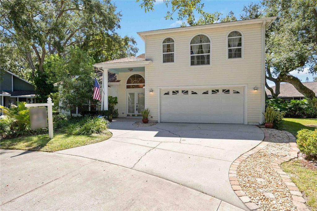 Photo of 6905 Arbor Oaks Ct, Bradenton, FL 34209 (MLS # A4644223)