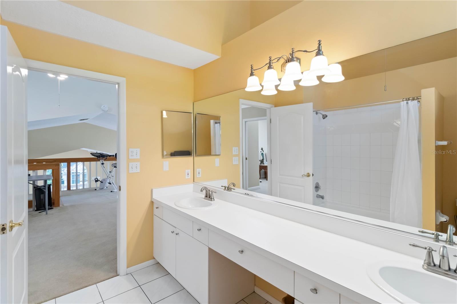 ARBOR OAKS SUB PH 2 - Residential