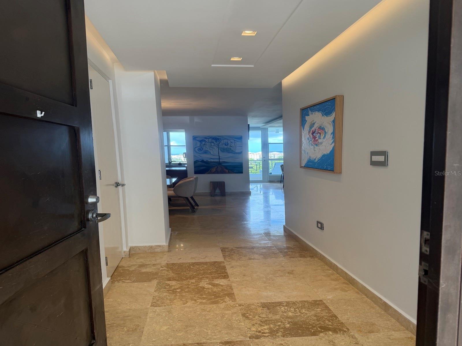 270 AVE SAN IGNACIO L-508