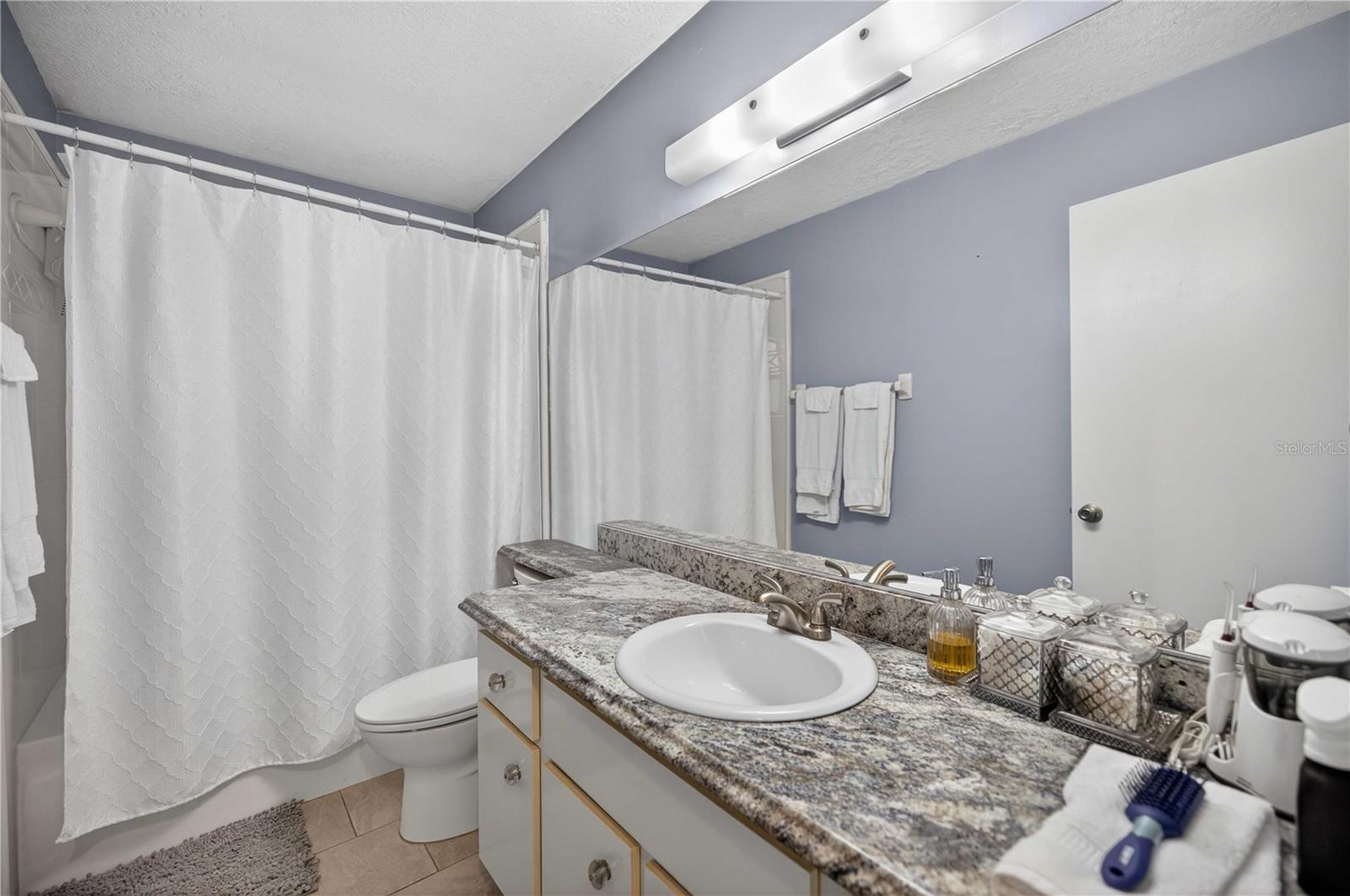 COUNTRYSIDE ESTATE - Residential