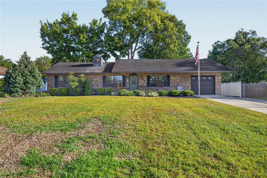 Photo of 3125 NE 44th Place, Ocala, FL 34479 (MLS # OM723661)