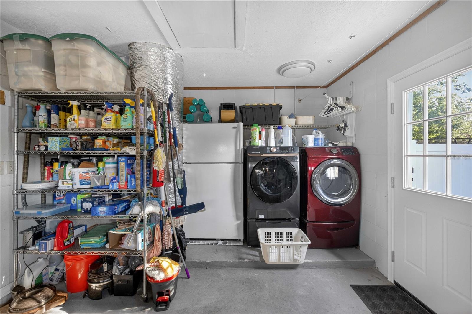 COUNTRYSIDE ESTATE - Residential