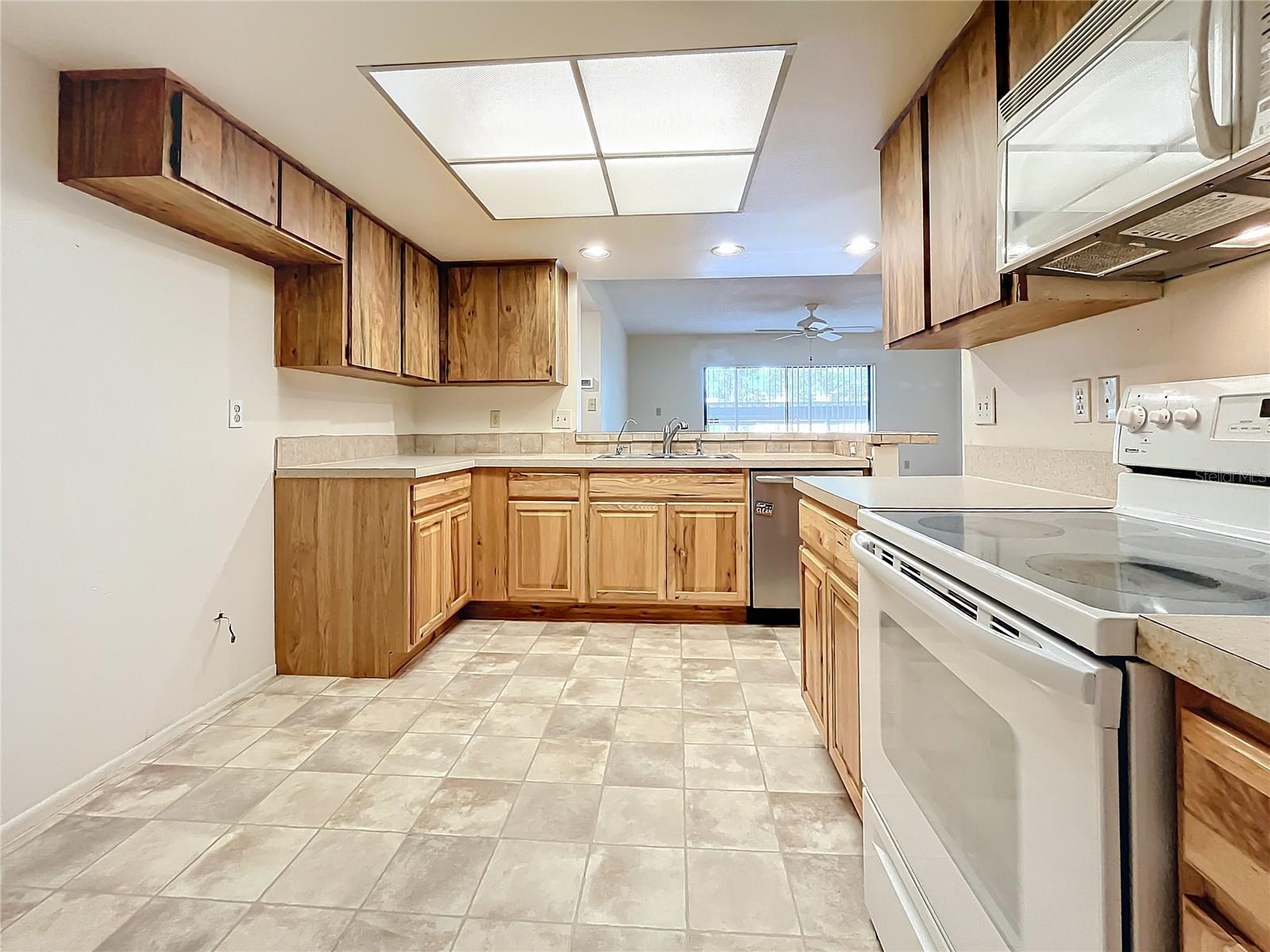 INVERNESS CONDO - Residential