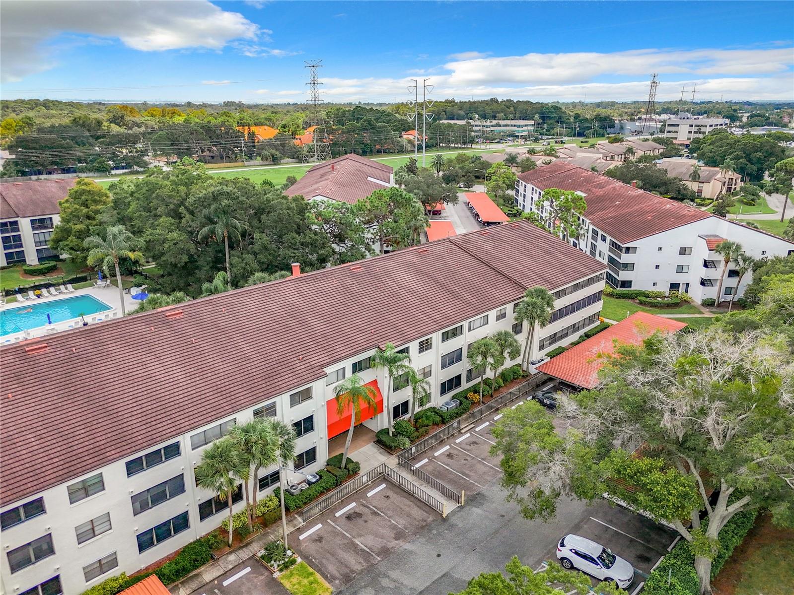 INVERNESS CONDO - Residential