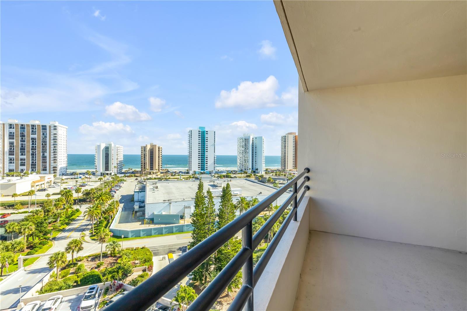 1 OCEANS WEST BOULEVARD 10B4