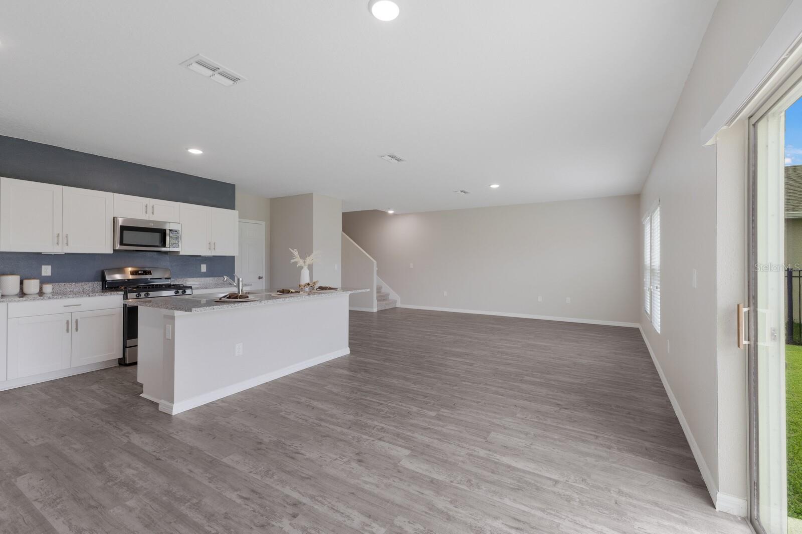 13069 OAK HILL WAY