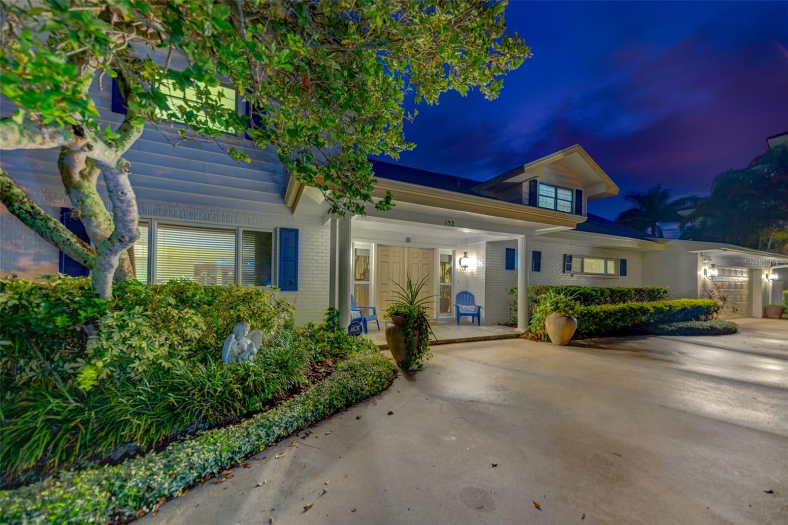 BAYWOOD VILLAGE - Residential