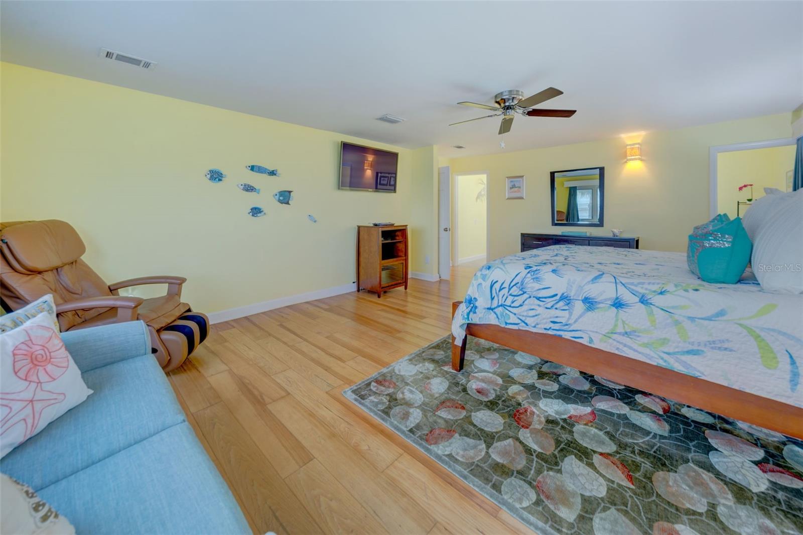 BAYWOOD VILLAGE - Residential