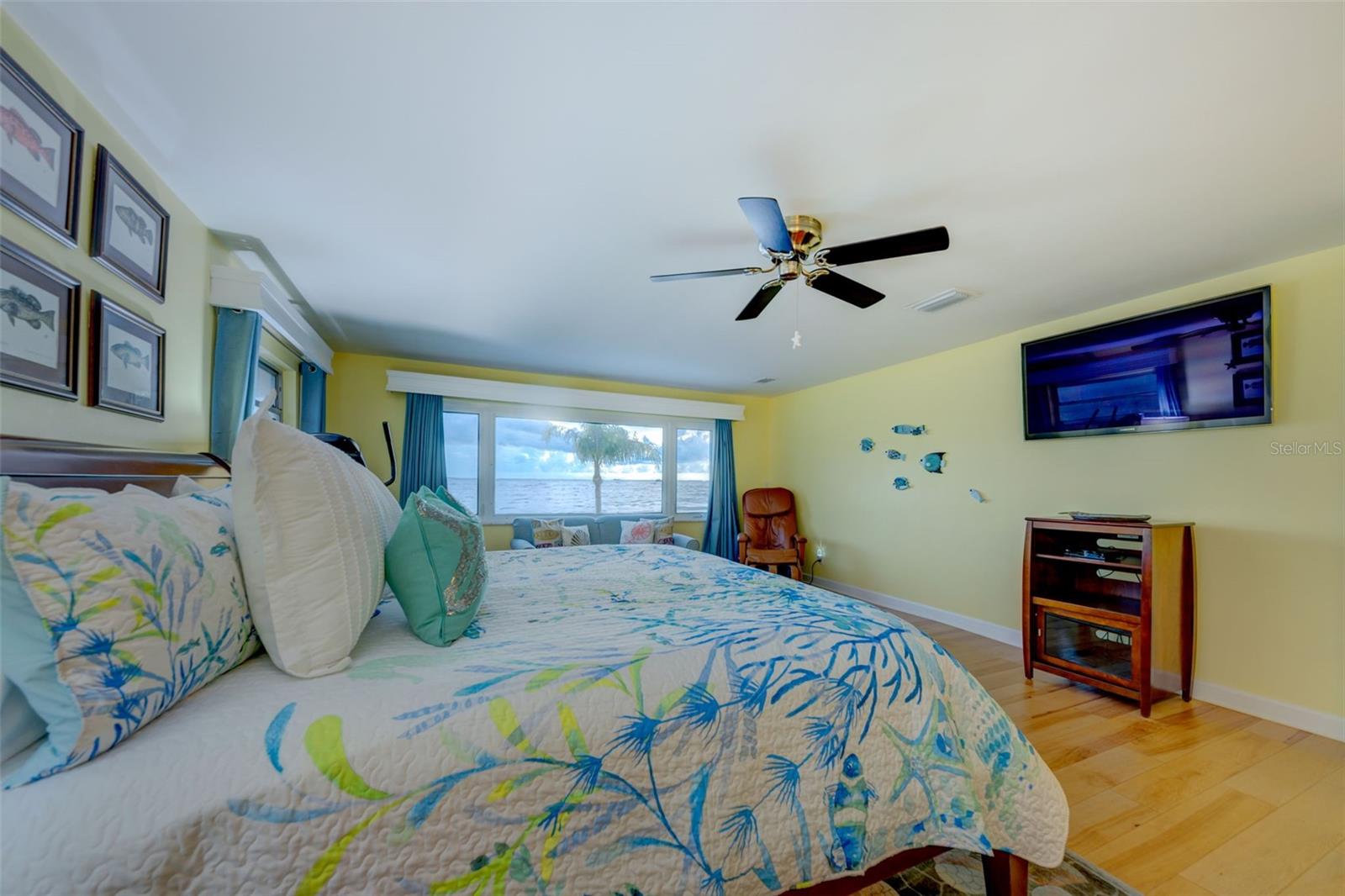 BAYWOOD VILLAGE - Residential