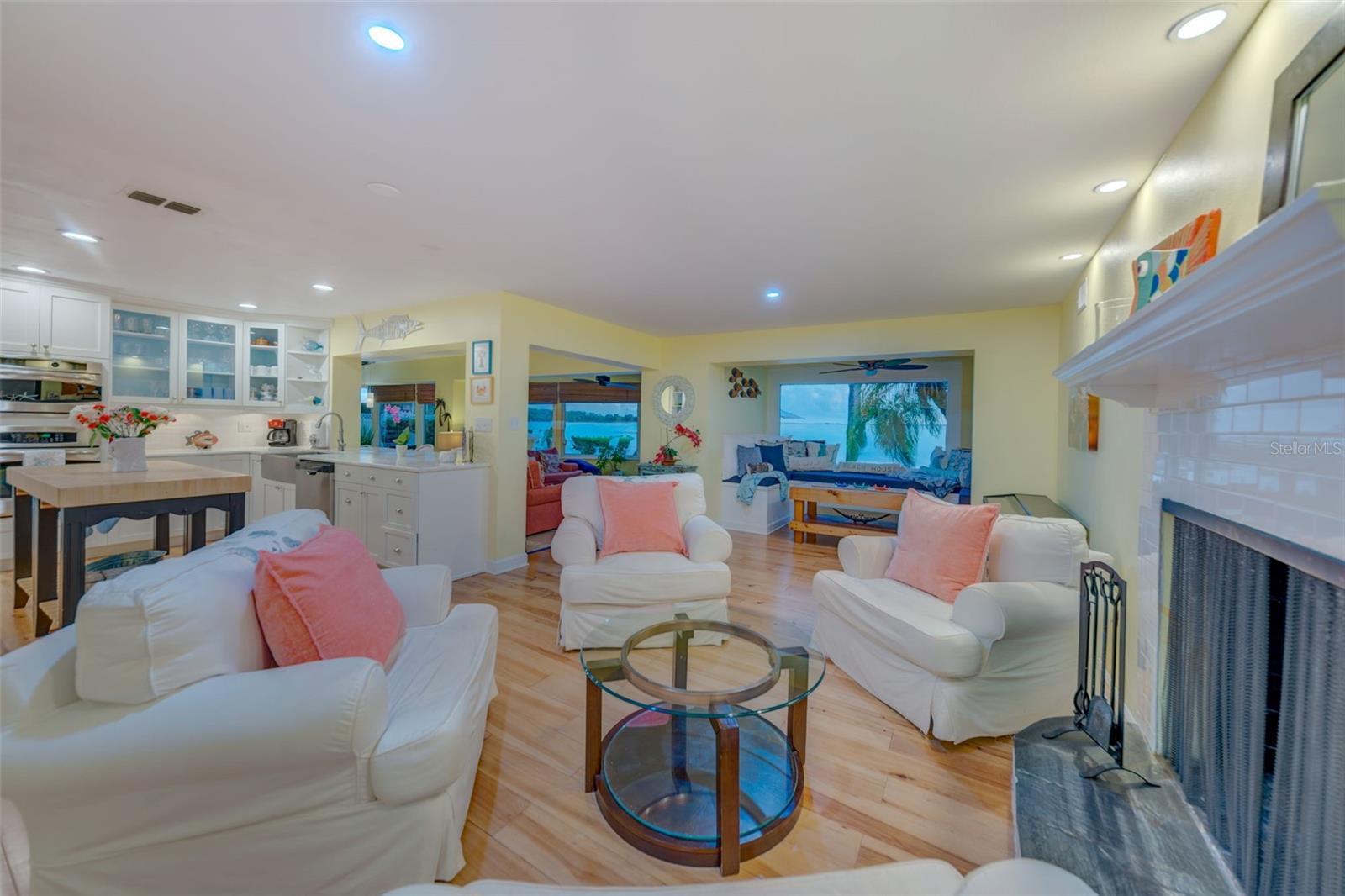 BAYWOOD VILLAGE - Residential