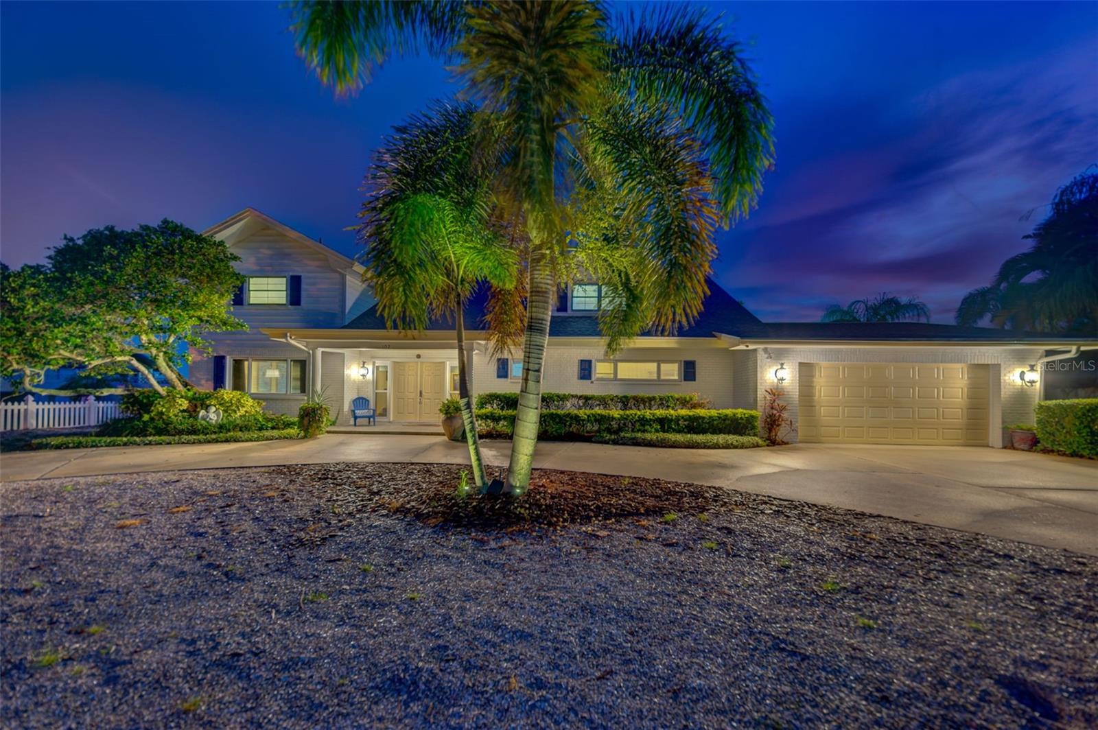 BAYWOOD VILLAGE - Residential