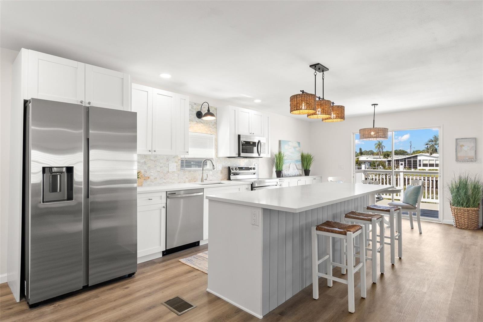 MOBEL AMERICANA MOBILE HOME PARK UNREC - Residential Lease