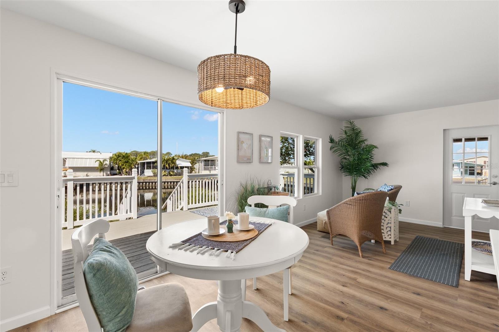 MOBEL AMERICANA MOBILE HOME PARK UNREC - Residential Lease