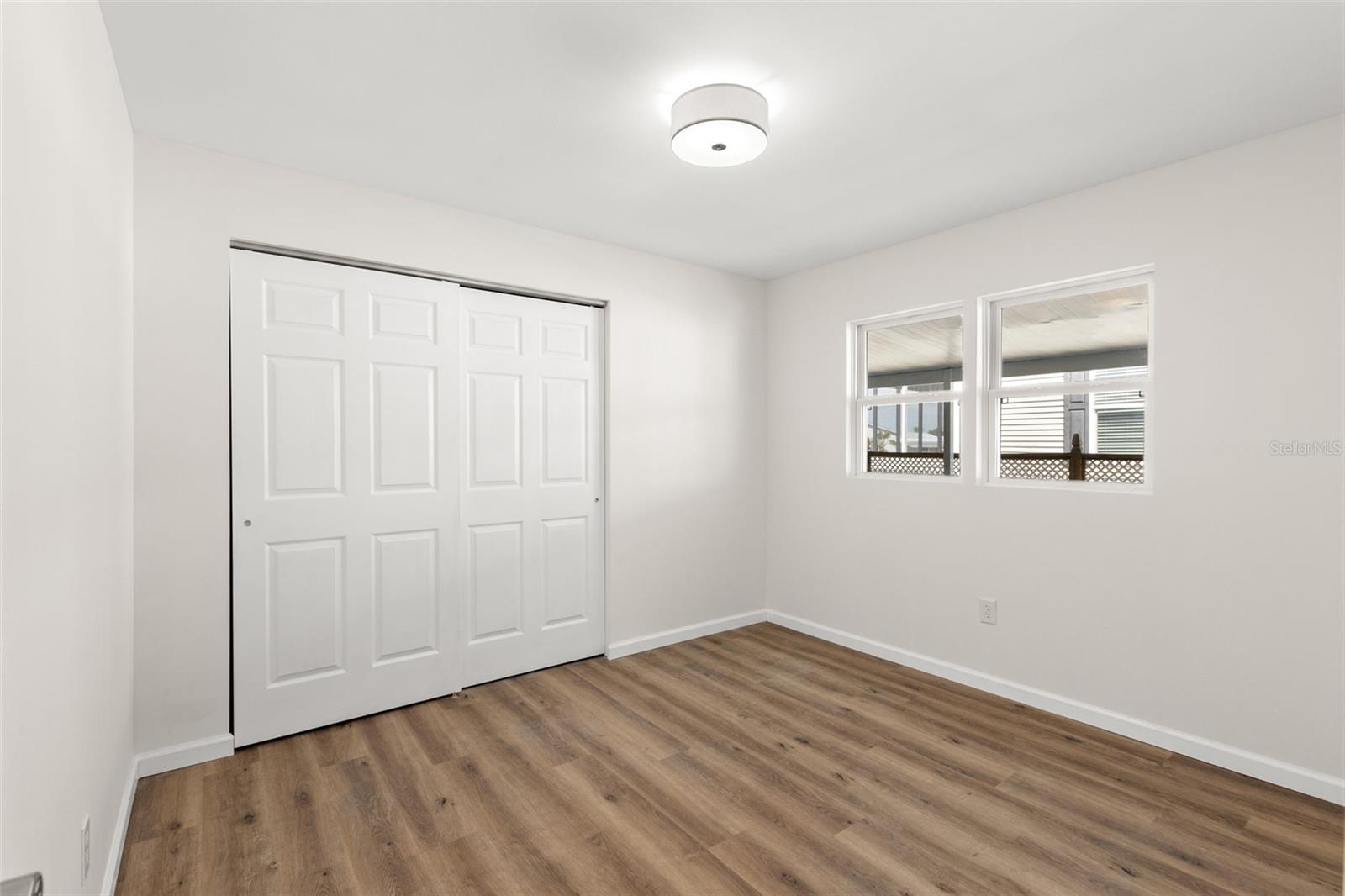 MOBEL AMERICANA MOBILE HOME PARK UNREC - Residential Lease