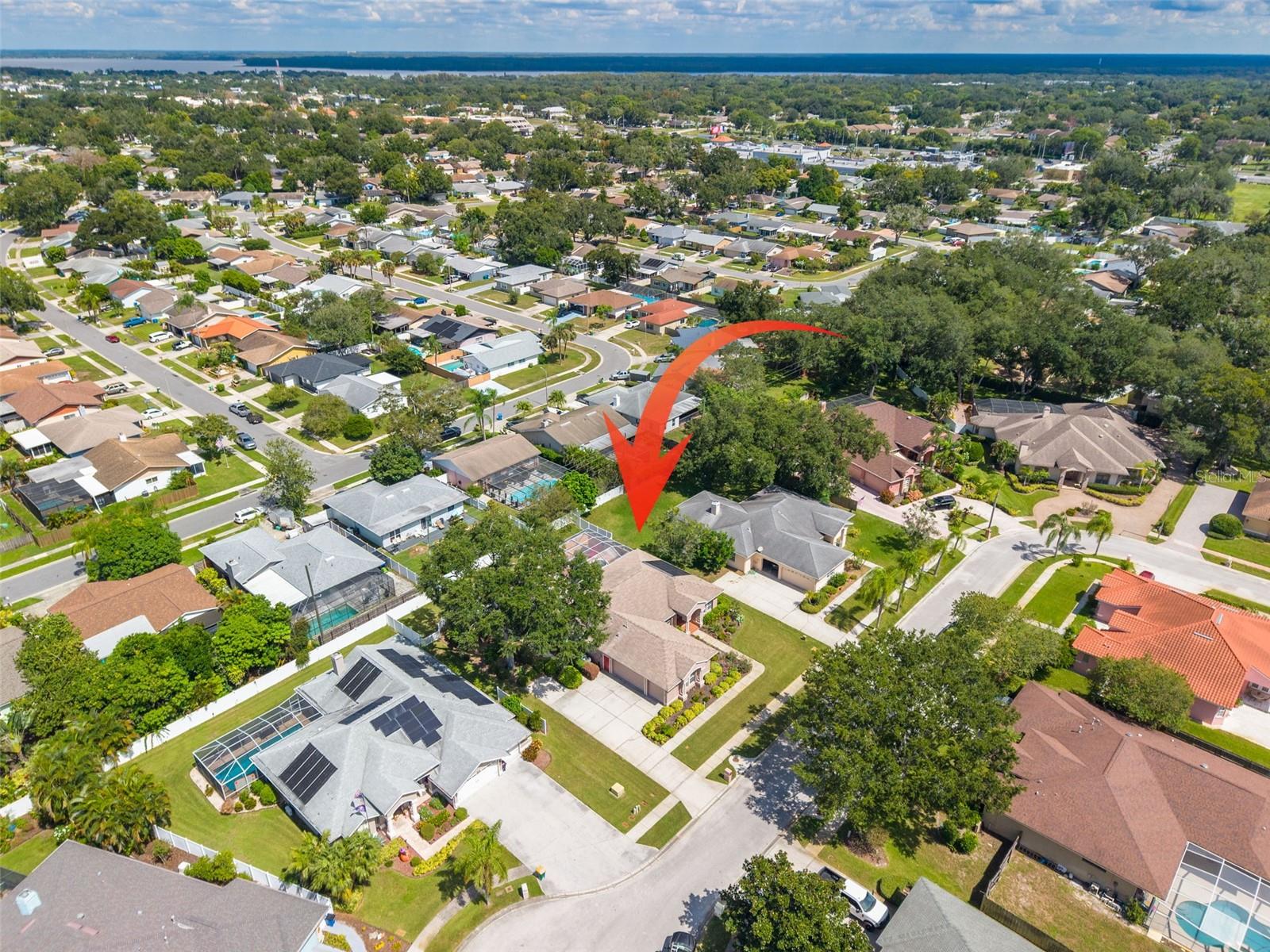 1555 SUNRAY DRIVE