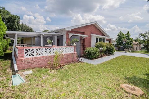 A home in DAVENPORT