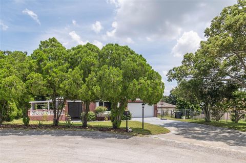 A home in DAVENPORT