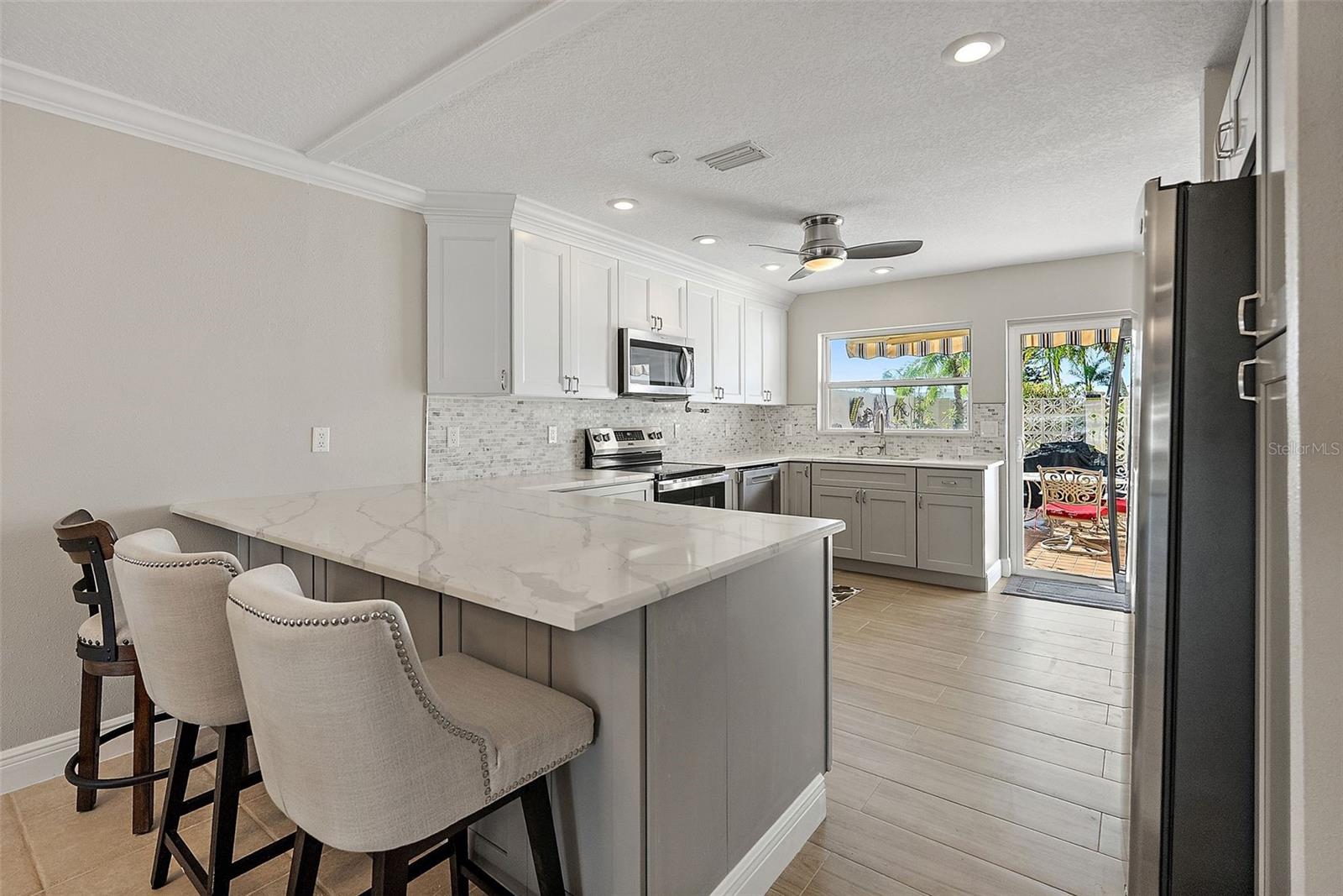 BOCA CIEGA POINT EAST - Residential