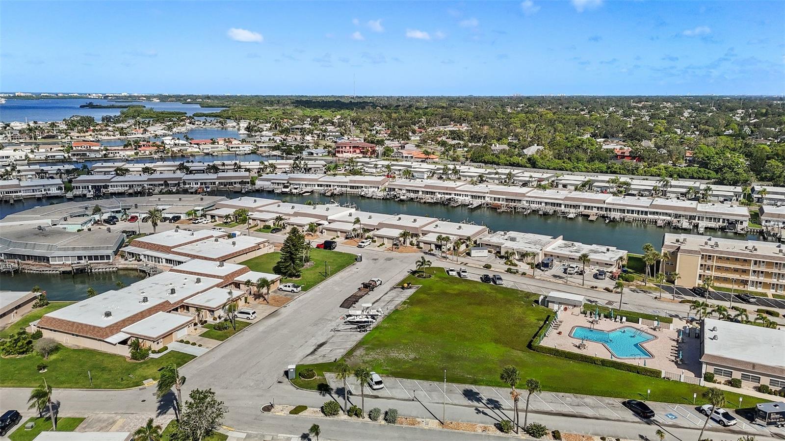 BOCA CIEGA POINT EAST - Residential