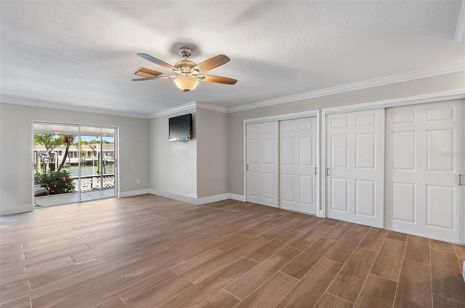BOCA CIEGA POINT EAST - Residential