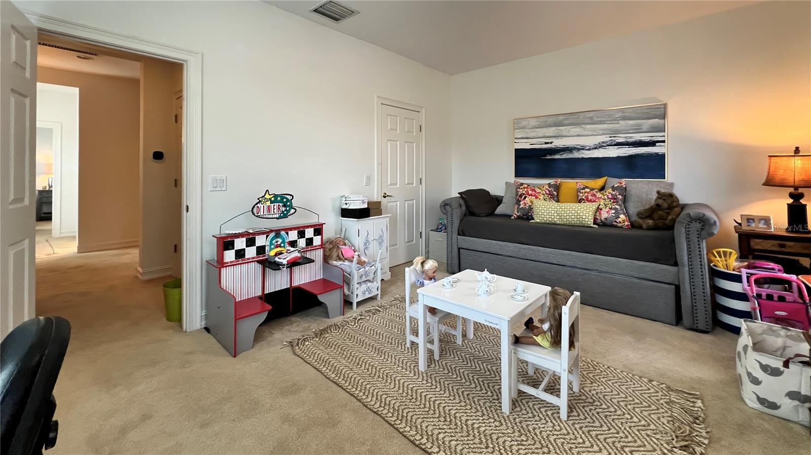 SPRING PARK TWNHMS OF SOUTH VILLAGE - Residential