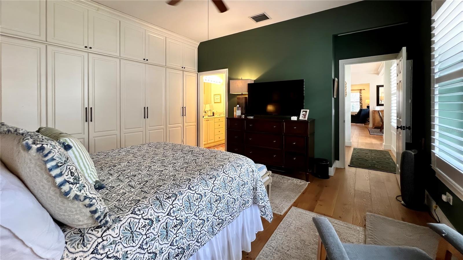 SPRING PARK TWNHMS OF SOUTH VILLAGE - Residential