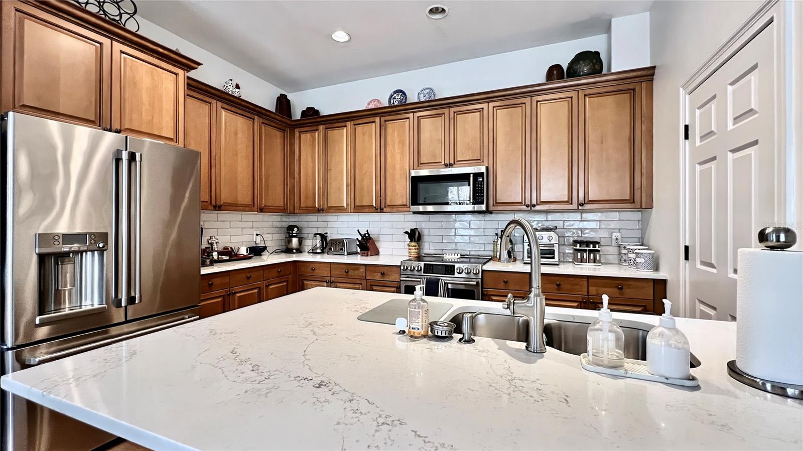 SPRING PARK TWNHMS OF SOUTH VILLAGE - Residential