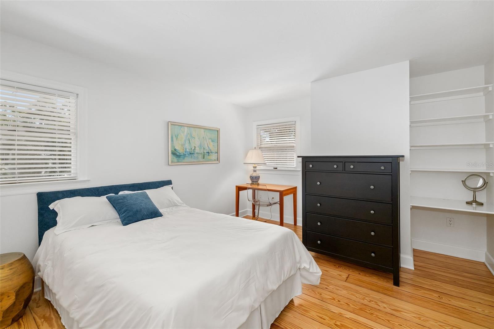 OYSTER BAY - Residential