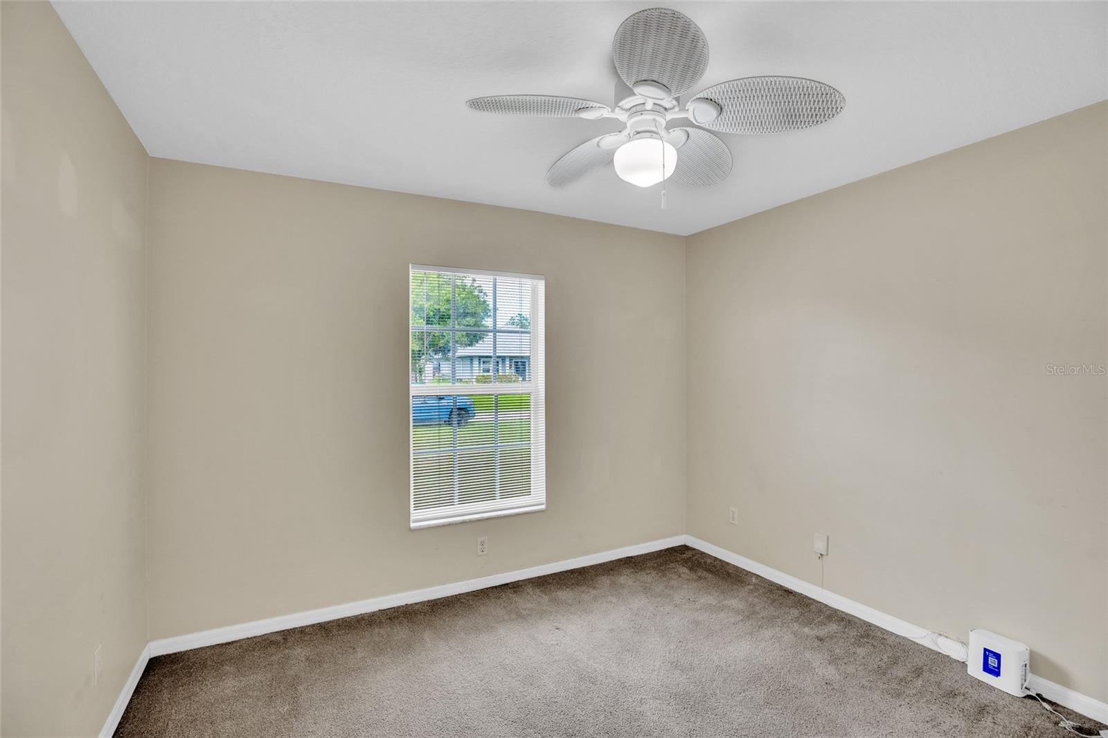 VERO LAKE ESTATES - Residential