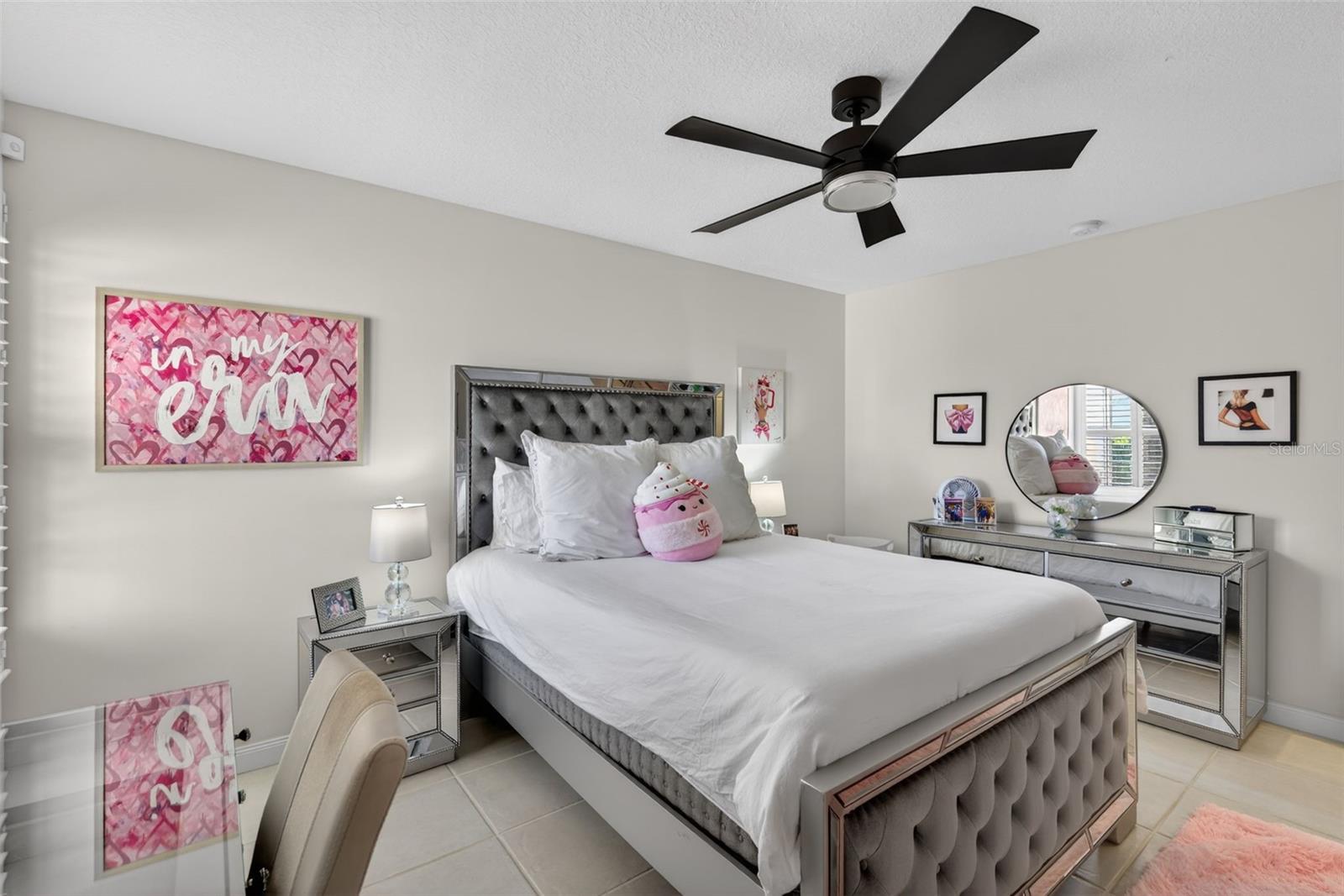 VILLAGEWALK - Residential