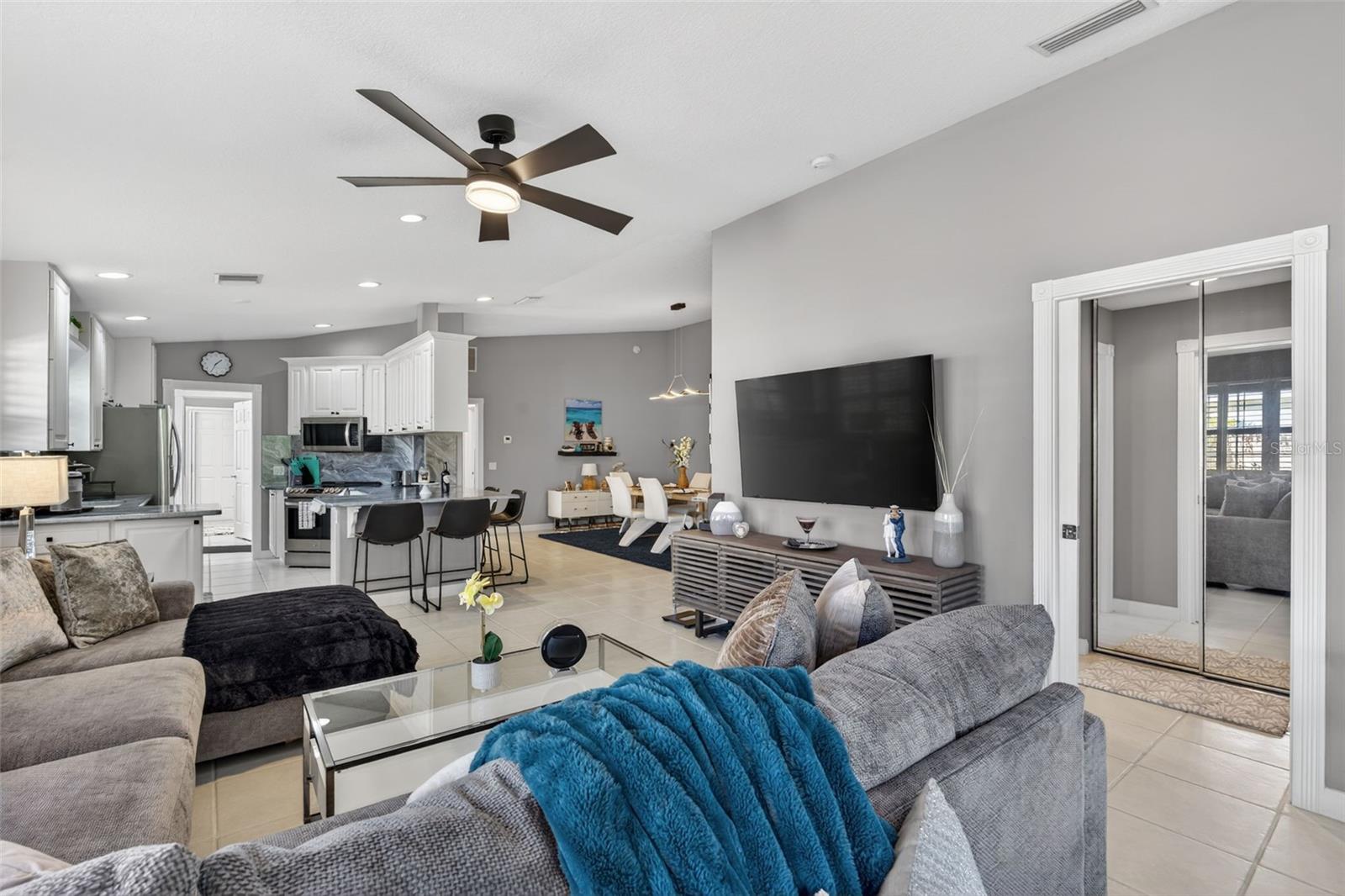 VILLAGEWALK - Residential