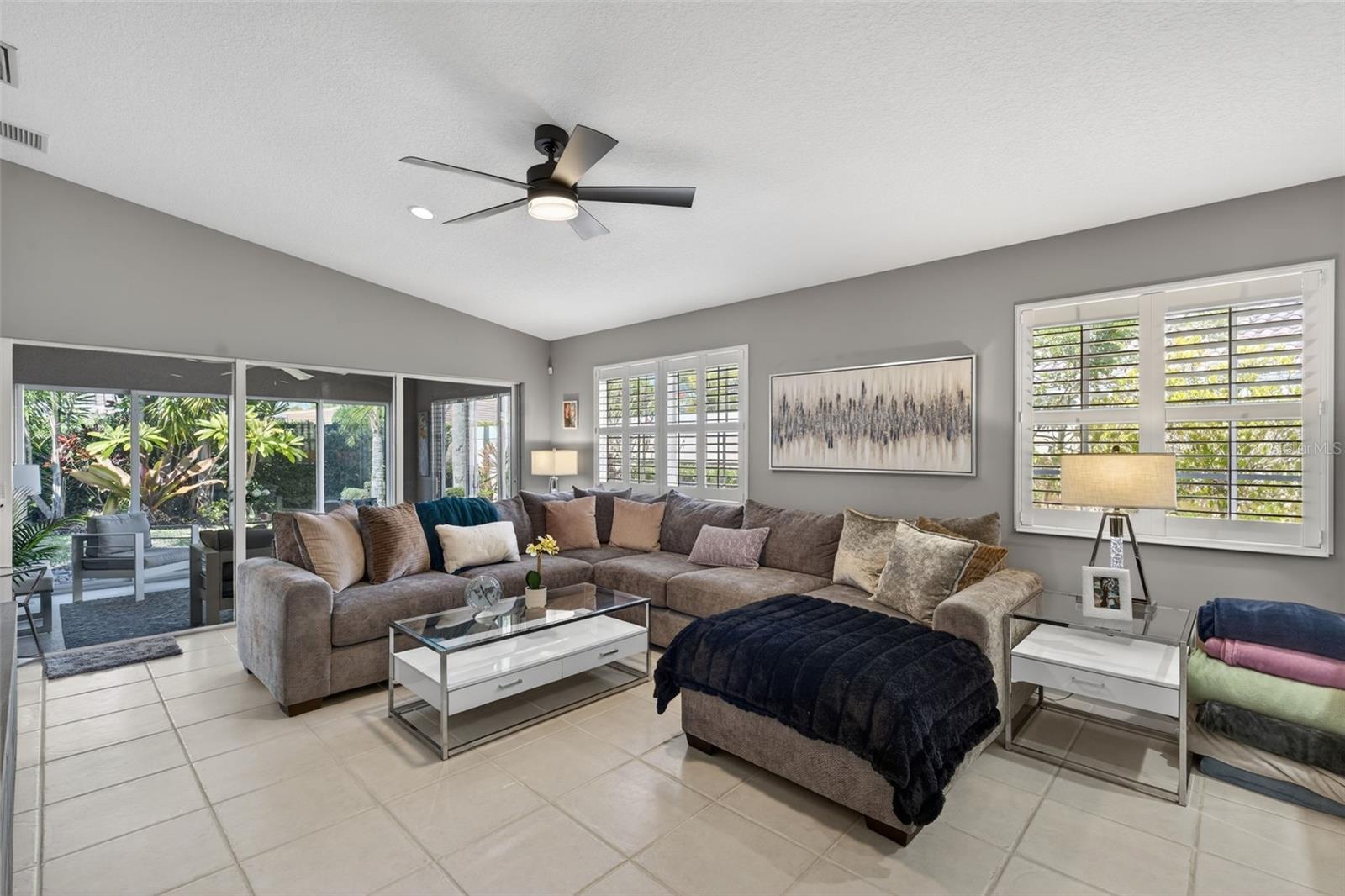 VILLAGEWALK - Residential