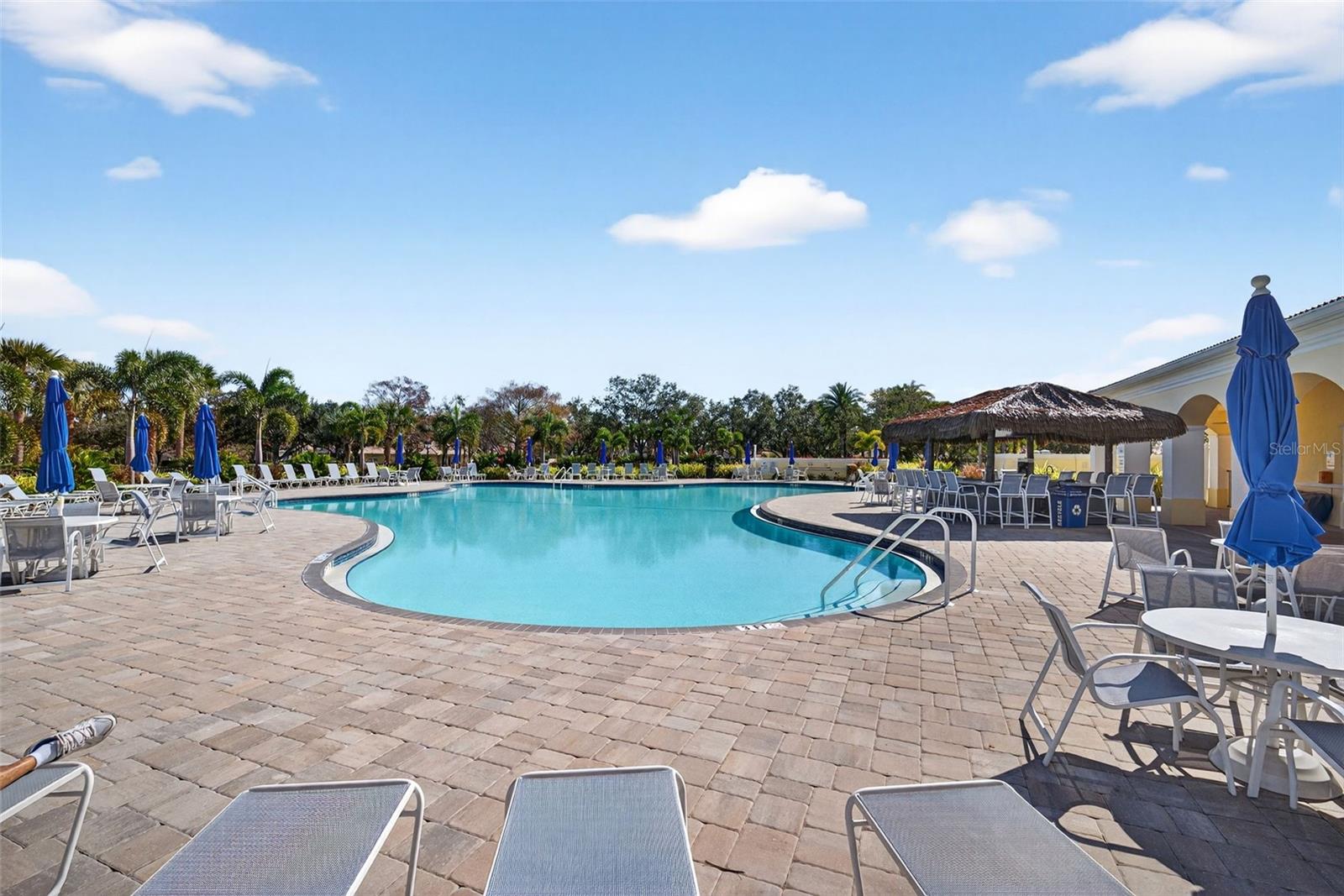 VILLAGEWALK - Residential