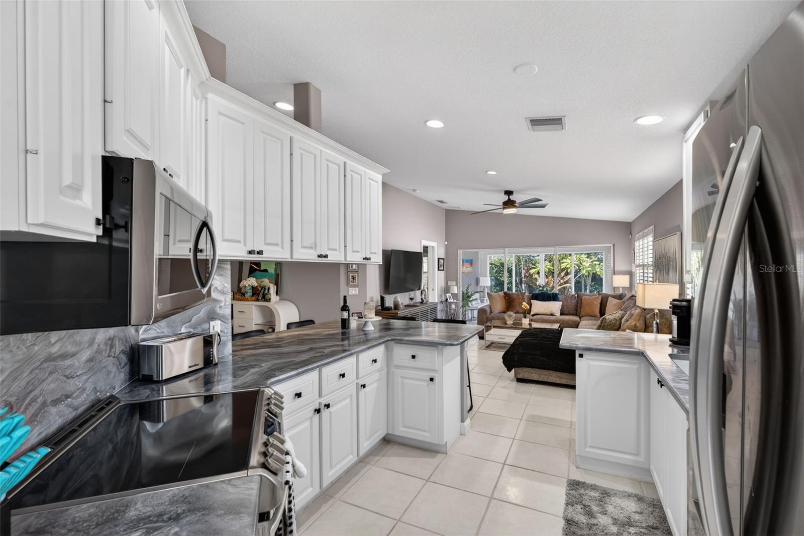 VILLAGEWALK - Residential