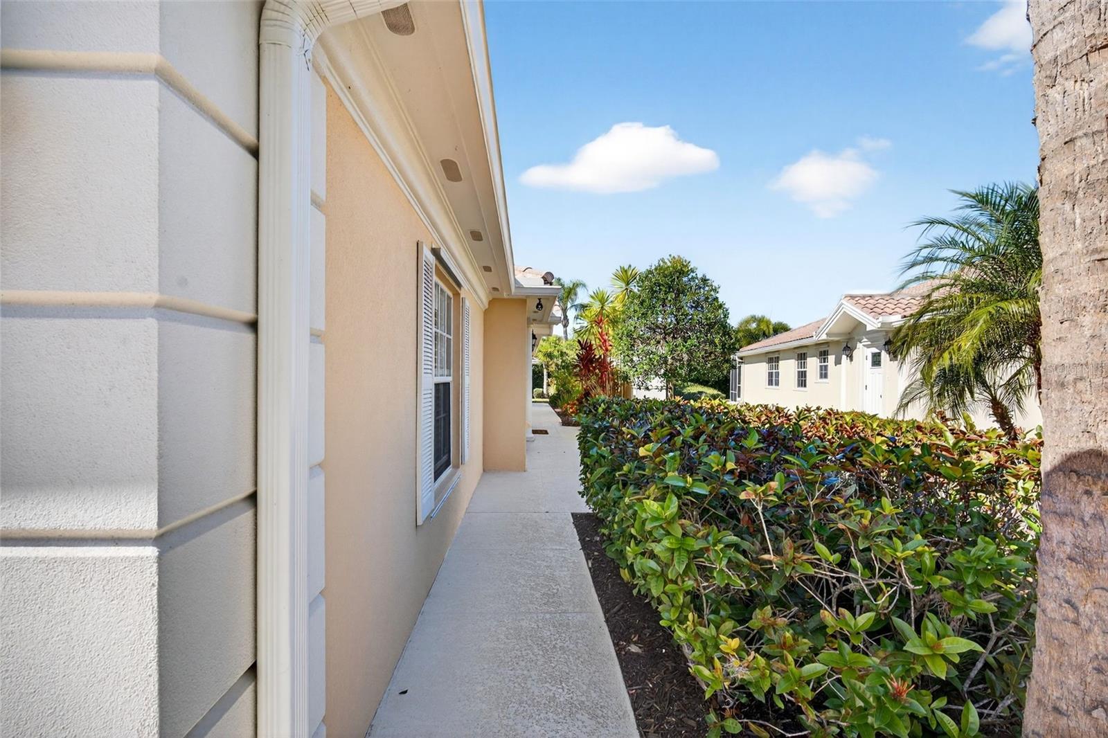 VILLAGEWALK - Residential